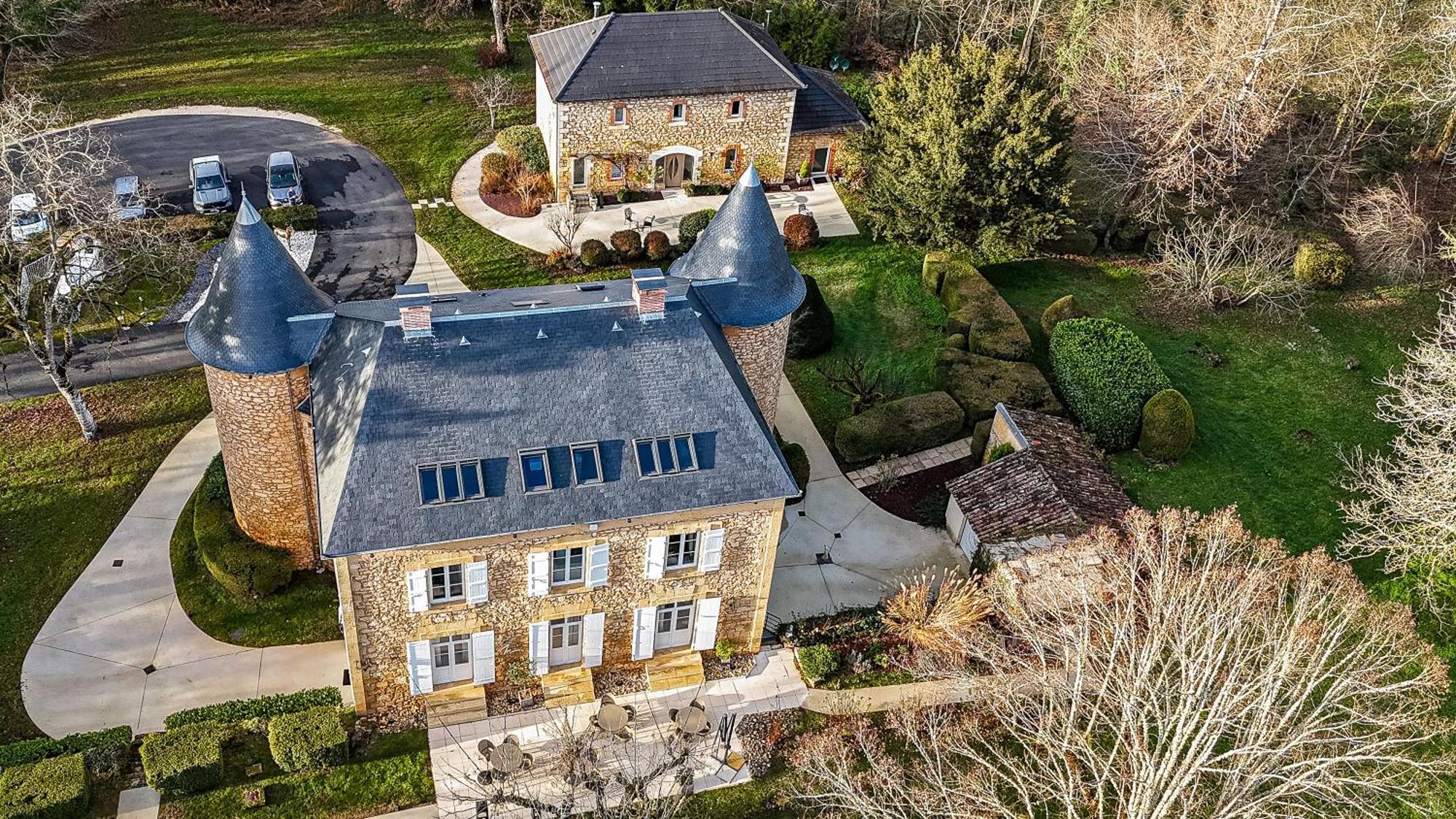 Chateau De Maraval Cenac-et-Saint-Julien ภายนอก รูปภาพ