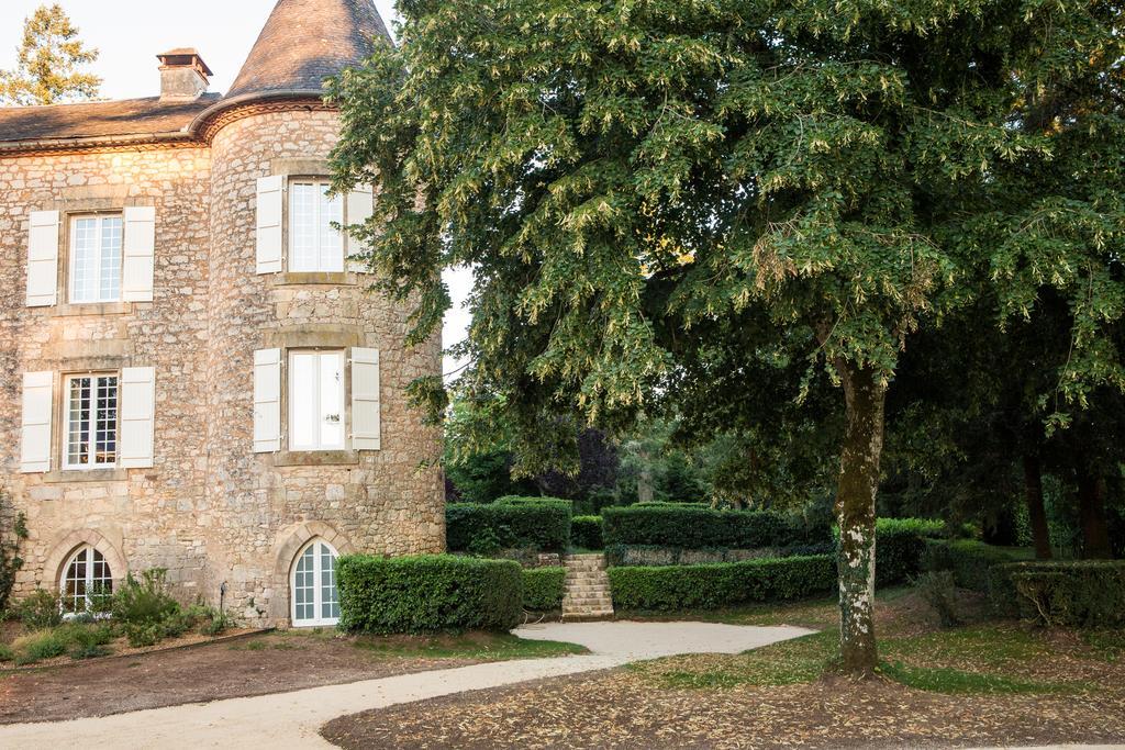 Chateau De Maraval Cenac-et-Saint-Julien ภายนอก รูปภาพ